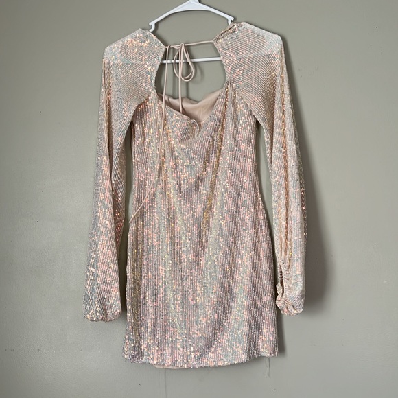 white sparkly size large dress - Picture 2 of 2